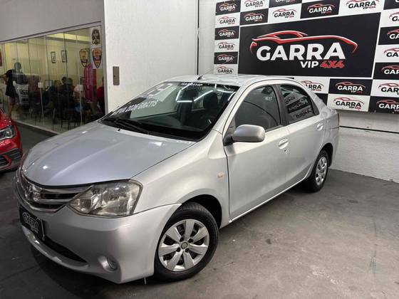 TOYOTA ETIOS 1.5 XS SEDAN 16V FLEX 4P MANUAL